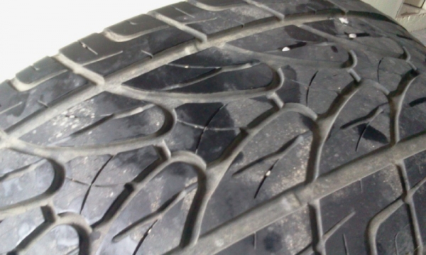 ขายล้อ 18 8" 6 รู ยางใช้ได้ 265/60 255/50