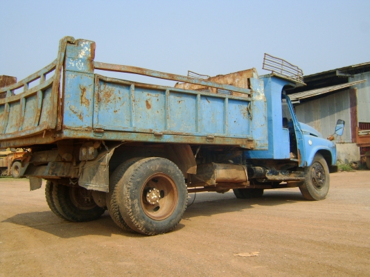 ขายรถ TOYOTA หกล้อดัมฟ์ ทะเบียนพร้อมโอน เครื่อง 6BB1 555 หมู่5 ต.อรัญญิก อ.เมือง จ.พิษณุโลก