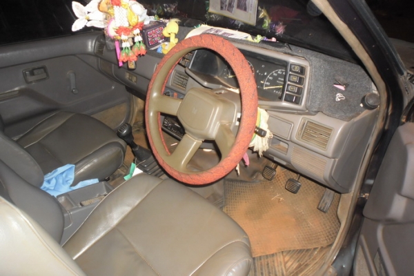 ISUZU TFR มังกรทอง SPACE CAB 2.5 MT ปี 36 เครื่อง 90 HP แน่นแรงดีไม่มีเยิ้ม ภายในเก๋งสวย แอร์เย็น พวงมาลัยเพาเวอร์ กระบะไม่มีผุ ช่วงล่างคัชซีสวยไม่มีผุ ล้อแม็กลายสวย ยางสภาพดีมากพร้อมใช้งานได้เลย เอกสารทะเบียนภาษีครบถูกต้องพร้อมโอน ราคาต่อรองได้ครับ