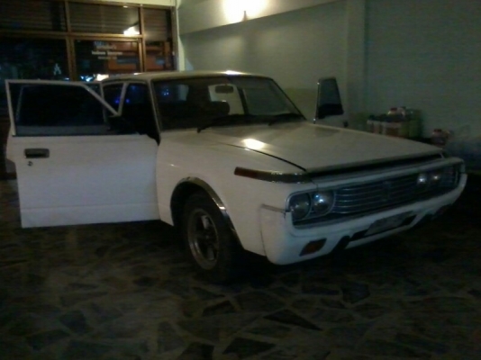 โตโยต้า คราวน์ กระโห้ สายพันธ์ญี่ปุ่นแนวเมกัน โตโยต้า คราวน์ กระโห้ สายพันธ์ญี่ปุ่นแนวเมกัน