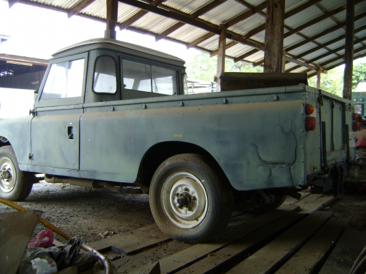 ขายรถ แลนด์โรเวอร์ ซีรี่ส์ 1 เครื่อง ISUZU 4FG1