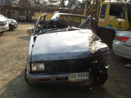 ขายรถนิสสันบิ๊กเอ็มแค็ป