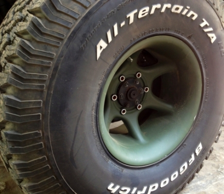 ขายล้อแนวออฟโรด 2 ชุดขอบ 15 กว้าง 8 กับ 10 นิ้ว ออฟโหดๆ ครับ