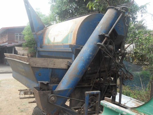 ขายด่วน เฉพาะเครื่องนวดข้าว 23000