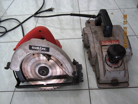 กบไสไม้Makita 1804N ,เลื่อยวงเดือนMaktec MT580