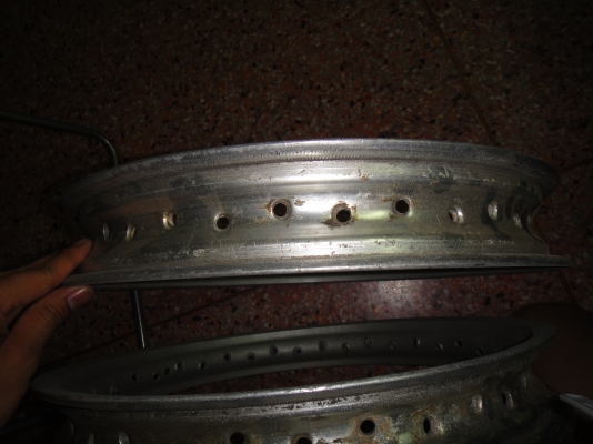 ขายล้อDID ปีเก่าครับขอบใหญ่2วงจ้า