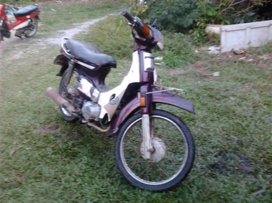 ++คลังรถฮอนด้าเก่าๆสำหรับพ่อค้าและนักปั้นมีหลายคัน++