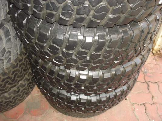 ขายยาง BF MUD 265 / 75 / 16 สวยๆ เชิญครับ ขายยาง BF MUD 265 / 75 / 16 สวยๆ เชิญครับ