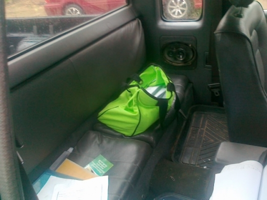 1993 TOYOTA, HILUX MIGHTY-X 2.5GL X-TRA CAB ถ่ายในลานจอดรถไม่ใช่เต๊น รถหมอ สภาพสวยไม่ต้องซ่อมพร้อมใช้รถเดิมๆมีตำหนินิดเดียวสวยทั้งนอกและใน เครื่อง เกียร์ดี ช่วงล่างแน่น ตะเข็บเดิมทั้งคัน สวยจิง (ย้ำขายราคานี้ เหมาะคนเอาไปใช้)