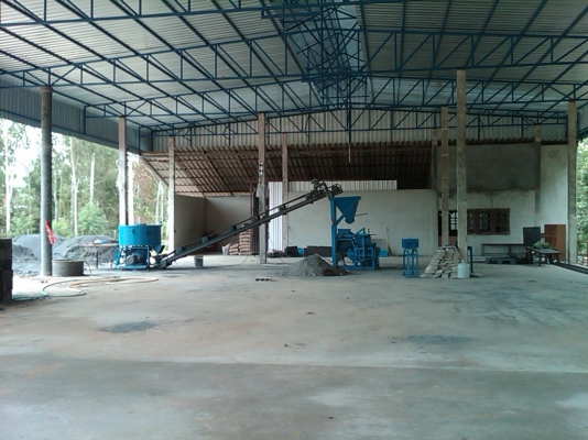 ขายที่ดิน พร้อมโรงงาน และบ้าน 1 หลัง 4 ไร่ จ.อุบล