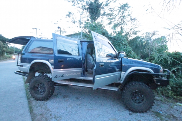 ขาย อีซูซุ ADVENTURE THAIRUNG 4X4 ยกสูง