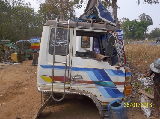 ขาย หัวเก๋งฮีโน่  F18  ถูกๆ    ราคา 60000 บาทอยู่ จ.ศรีสะเกษ