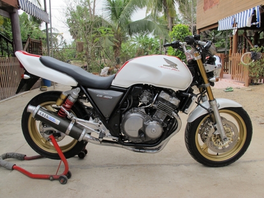 cb 400 ปี 93