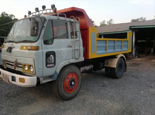 รถ ISUZU JCM ดั้มดิน