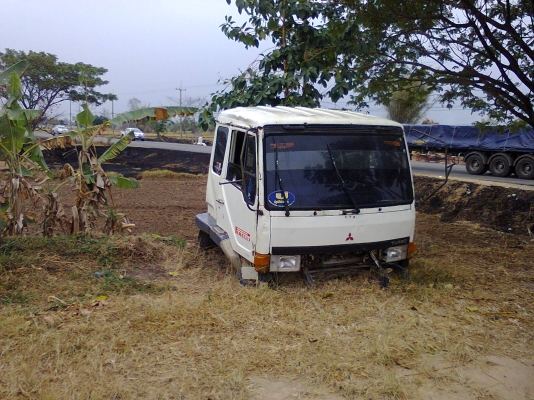 ขายหัวเก๋ง FUSO FN527 Turbo สวยอุปกรณ์ภายในครบ ขายหัวเก๋ง FUSO FN527 Turbo สวยอุปกรณ์ภายในครบ