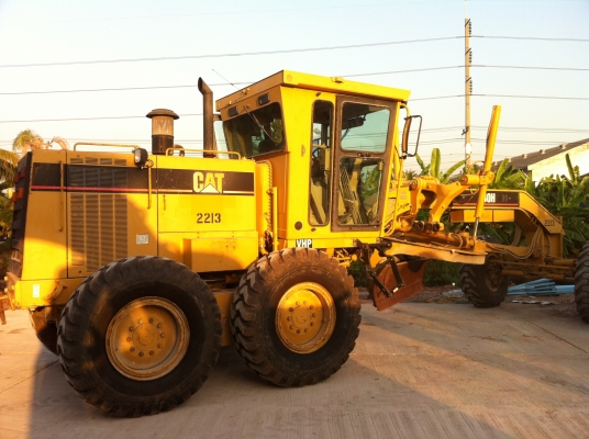 ขายรถเกรด Caterpillar 140H นำเข้าจากสหรัฐอเมริกา ไม่เคยใช้งานในไทย สภาพสวย ราคาพิเศษสุด