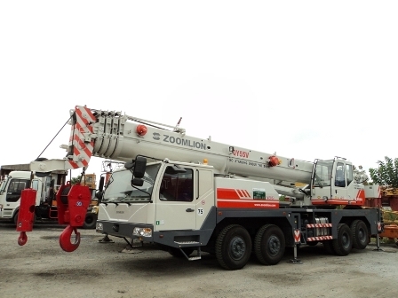 TRUCK CRANE ZOOMLION 55T
