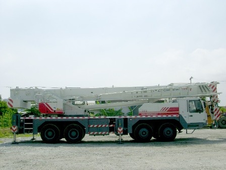 TRUCK CRANE ZOOMLION 55T