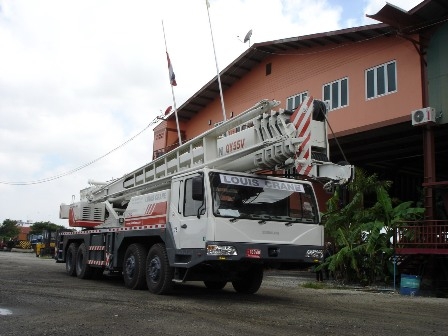 TRUCK CRANE ZOOMLION 55T
