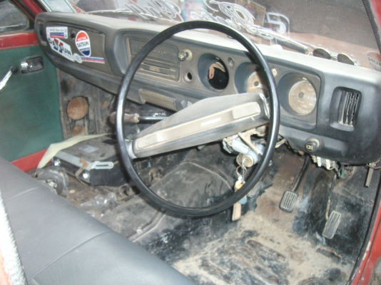 ขายกระบะช้างเหยียบ Datsun 620 ราคา 45,000.- โทร. 084-915-4040