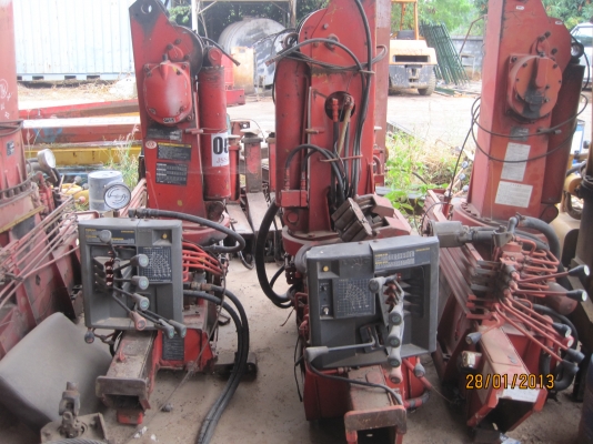 ขายเครน UNIC 290 V TURBO 3ตัน4ปอก3ชัก 6 เหลี่ยม รุ่นใหม่นำเข้ายังไม่ได้ใช้งานเลยครับ