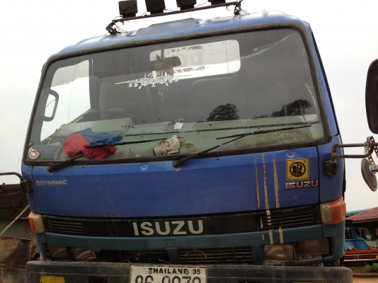 ISUZU NPR เครื่อง 165 HP 6BD1 หกล้อดั๊มพ์ กระบะดั๊มพ์เหล็ก 4 ตันยาว 3.50 เมตร เครื่องดี ภายในเก๋งคอนโซลครบ พวงมาลัยเพาเวอร์ ช่วงล่างคัชซีมาก เฟืองท้ายใหญ่ F หน้า F หลังครบ ยาง 8.25 ขอบ 16" สภาพดีพร้อมบรรทุกพร้อมใช้งาน เอกสารทะเบียนครบพร้อมโอนครับ