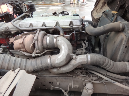 ขายด่วน รถบรรทุกหัวลากพร้อมหางน้ำมัน 30000 ลิตร HINO MEGA 260 สวยๆ