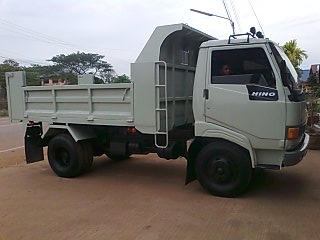 หกล้อ HINO ดั้ม FC141A 150 แรงพวงมาลัยเพาเอร์ คัสซีสวยทั้งเส้น หกล้อ HINO ดั้ม FC141A 150 แรงพวงมาลัยเพาเอร์ คัสซีสวยทั้งเส้น