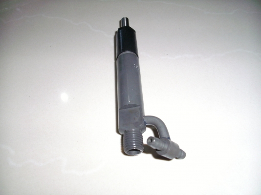 INJECTOR,KOMATSU 6D95 ,PART NO.6207-11-3100