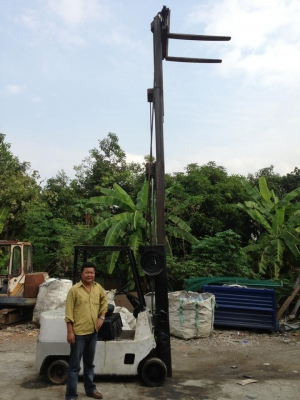 ขายฟอร์คค์ลิฟต์ HYSTER 3-4 ตัน สูง 6 เมตร เครื่อง ISUZU  โทร.084-055-7743