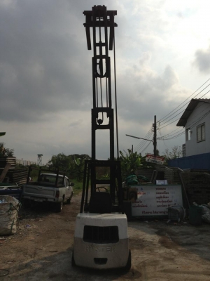 ขายฟอร์คค์ลิฟต์ HYSTER 3-4 ตัน สูง 6 เมตร เครื่อง ISUZU  โทร.084-055-7743