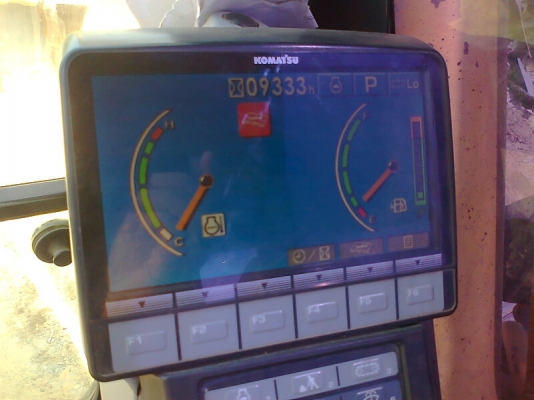 ขายด่วน!..รถขุด KOMATSU PC200-8 รถสวย พร้อมใช้ สุดขีด มี เล่มทะเบียนครบ.