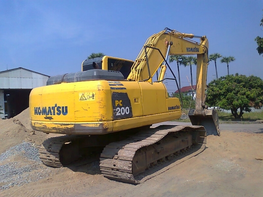 ขายด่วน!..รถขุด KOMATSU PC200-8 รถสวย พร้อมใช้ สุดขีด มี เล่มทะเบียนครบ.