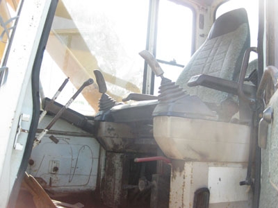 ขาย Komutsu PC200-5 ไฟฟ้าครบมีแอร์ ใช้งานได้เลย โทร 088-4501277 ขาย Komutsu PC200-5 ไฟฟ้าครบมีแอร์ ใช้งานได้เลย โทร 088-4501277