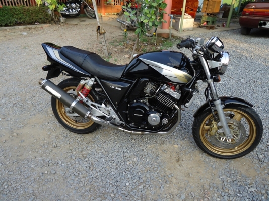 ขายคับ cb 400  v s  ปี 98 อินวอย สภาพดีพร้อมใช้