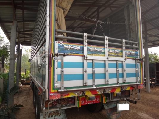 ขายด่วนรถ  10  ล้อเพลาเดียว  ISUSU  DEGA   195  ปี  47  กระบะมิเนียม  พร้อมใช้งาน