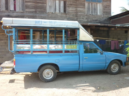 ขายNISSAN720รถใช้งานทุกวันครับวันละ60กิโล เครื่องดี  แซสซีสดีพร้อมใช้