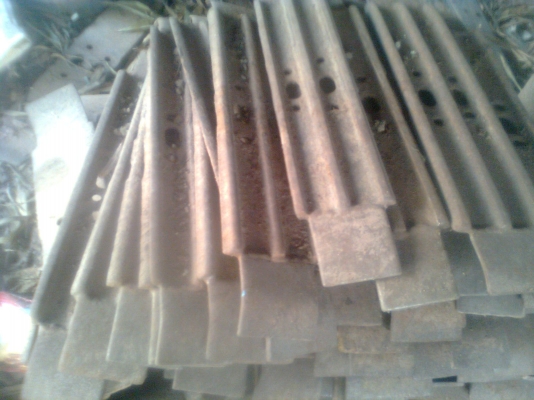 ใบแมคโค ใส่รถเกี่ยว  D 3