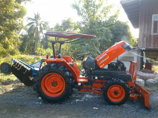 ขาย คูโบต้า 45 di สภาพเดิม สีเดิมไม่เคยลงนานํ้า  ลพบุรีครับ