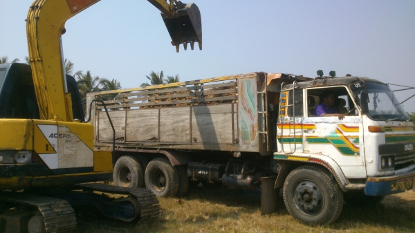 ขาย แม็คโคร sk 60 รุ่น 3