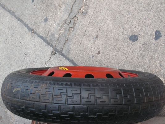 กระทะเหล็ก+ยางขอบ14"พร้อมแม่แรง(พี่ที่อยู่ประเวศรับไปดูแลต่อแล้วครับ)