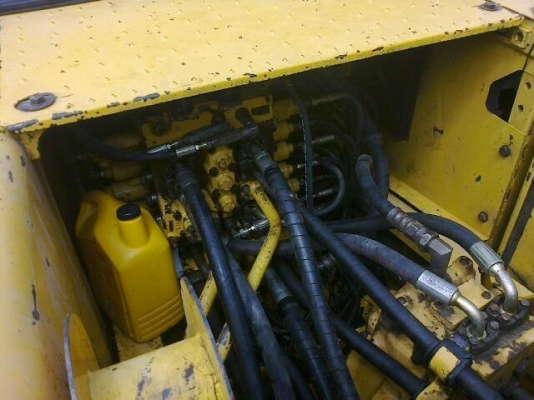 ขายด่วน!! KOMATSU PC 200-8 ไมล์ ชม.7753 สภาพสวยค่ะ พร้อมใช้งาน เอกสารใบแจ้งจำหน่าย สนใจดิดต่อ ญาดา 0 ขายด่วน!! KOMATSU PC 200-8 ไมล์ ชม.7753 สภาพสวยค่ะ พร้อมใช้งาน เอกสารใบแจ้งจำหน่าย สนใจดิดต่อ ญาดา 0