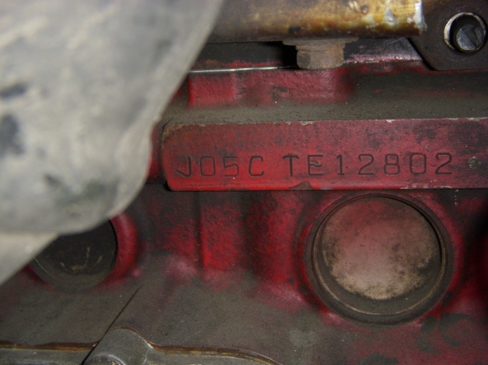 6ล้อHINO FC4J ยาว 5.50 ม.ตู้บรรทุก3ประตู 6ล้อHINO FC4J ยาว 5.50 ม.ตู้บรรทุก3ประตู