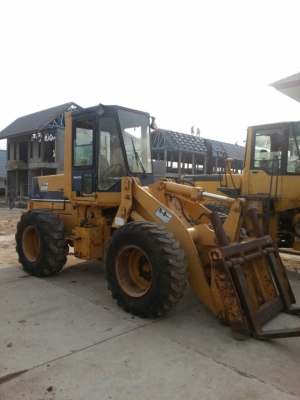 ขายรถตักล้อยาง KOMATSU WA180-1 สภาพสวย ไม่เคยใช้งานในไทย รถนอก
