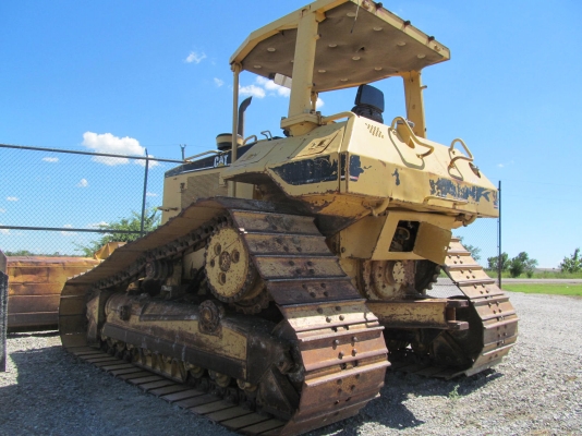 รถดันดิน Caterpillar D6M รถนำเข้าจากอเมริกา