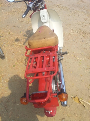 มอเตอร์ไซค์คลาสสิค c50 เก่าญี่ปุ่น นำเข้าเองสภาพดี ราคาถูก