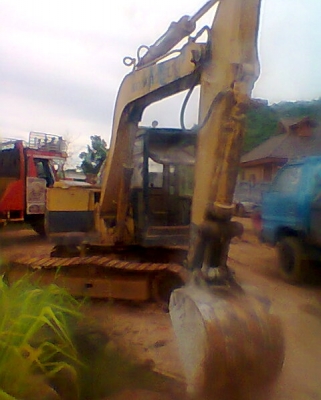 komatsu PC 60 รุ่น 3