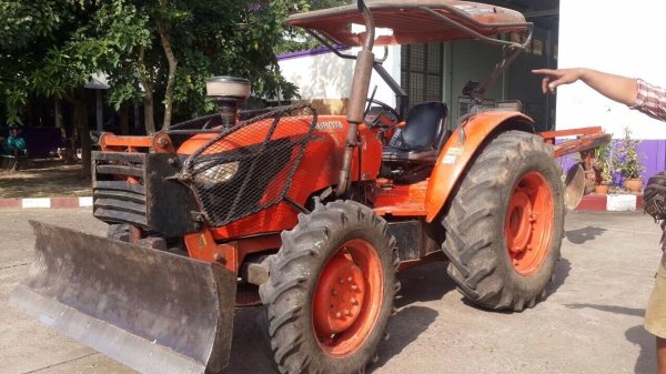 ขายคูโบต้า m7040 สภาพพร้อมใช้ ทะเบียนพร้อมโอน สด-ผ่อน