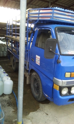 ขายรถบรรทุกสี่ล้อใหญ่