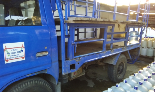 ขายรถบรรทุกสี่ล้อใหญ่